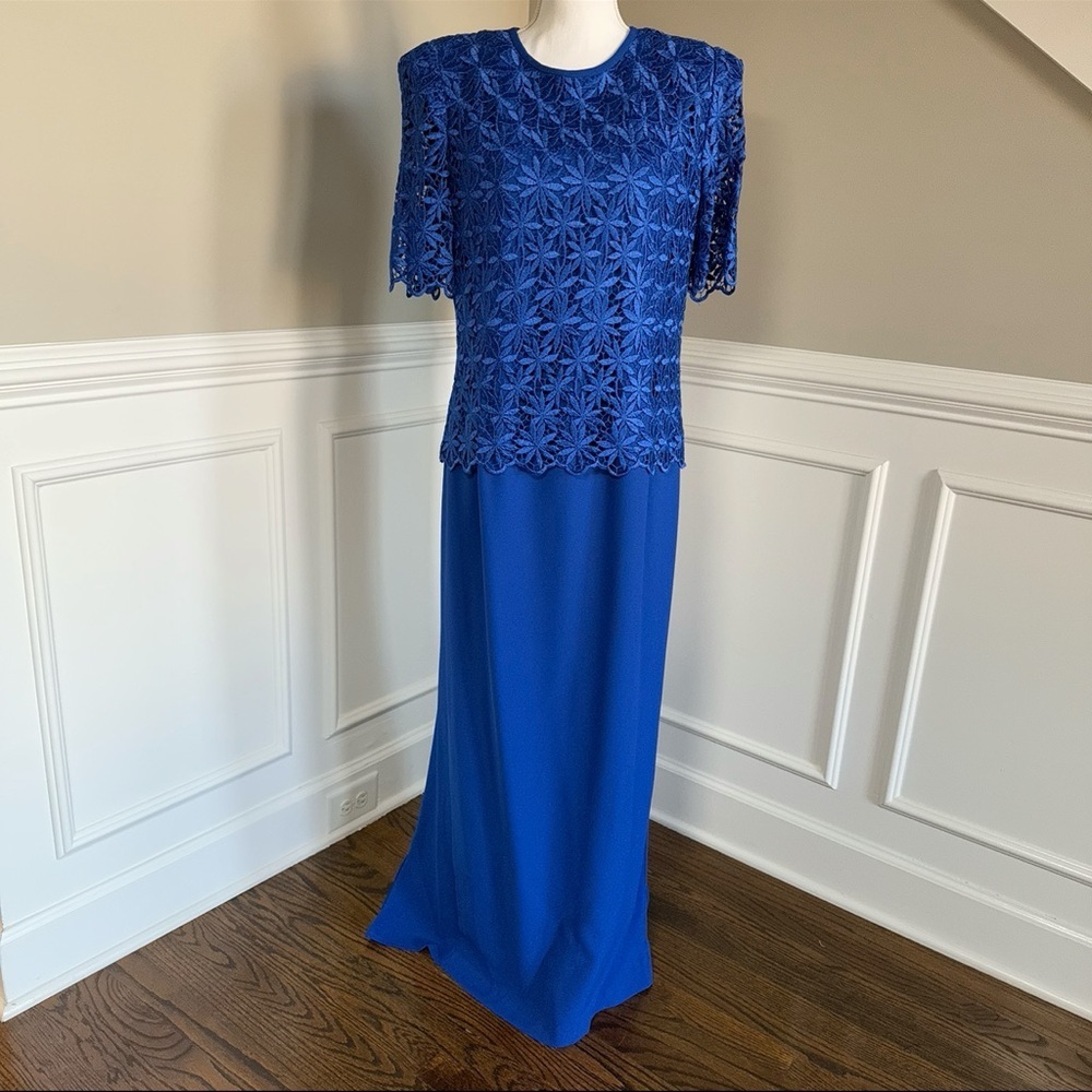 Karen Miller NY Elegant Royal Blue Lace Overlay  Short Sleeves Gown Size 12